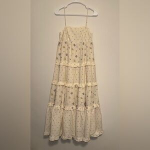 Storia Tiered Floral Maxi Dress